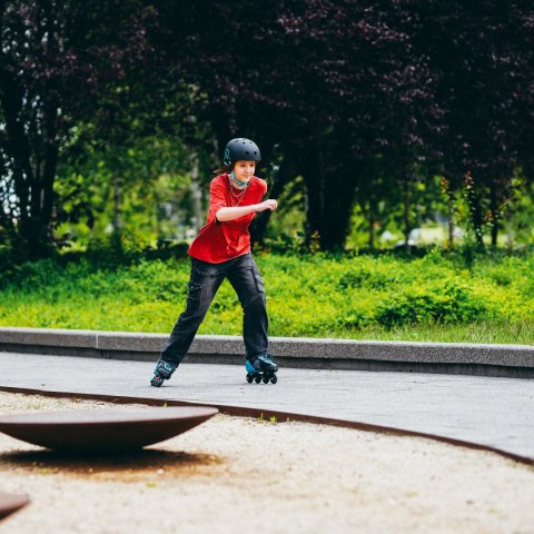 NA13810 ŁYŻWOROLKI TWIST NIEBIESKIE ROZM. L(39-42) NILS EXTREME